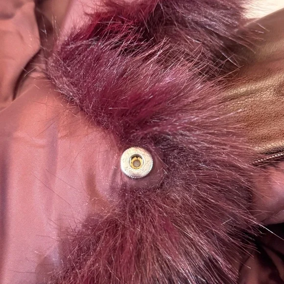 Azalea Wang Aurelia Faux Leather Moto Jacket XL Burgundy Faux Fur Collar NWT - Picture 13 of 16